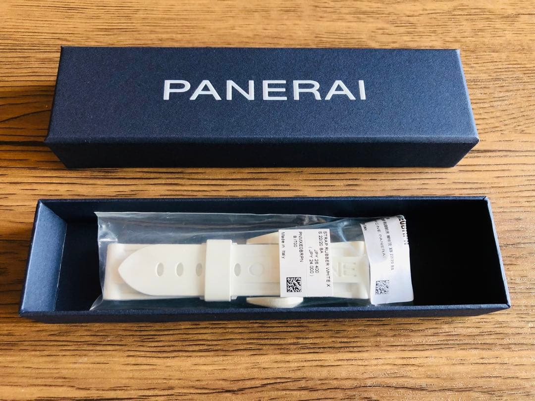 【最終価格】美品 パネライ純正ラバーベルトホワイトXS ラグ幅22mm おまけ付