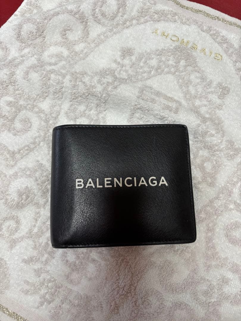 BALENCIAGA ブラック 二つ折り財布