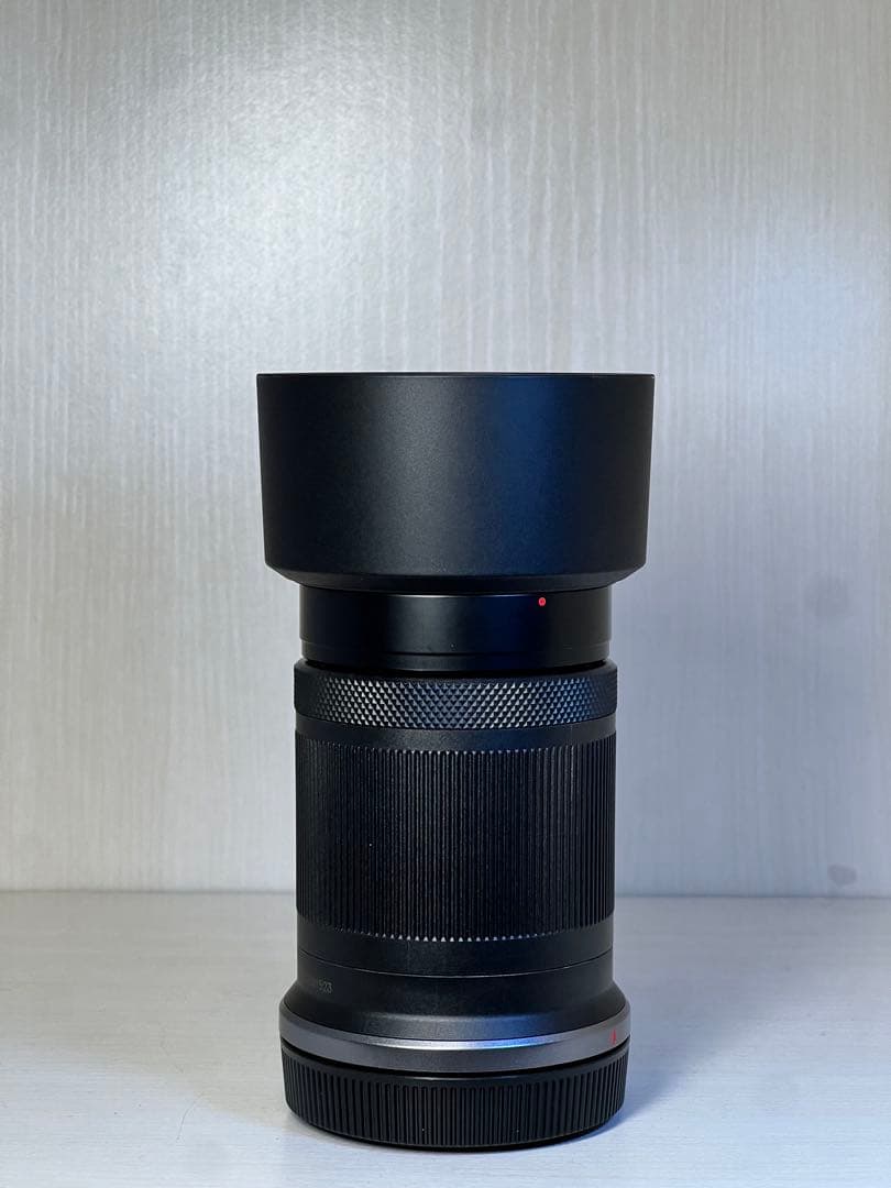 Canon rf-s 55-210mm ズームレンズ 黒 レンズフード付き