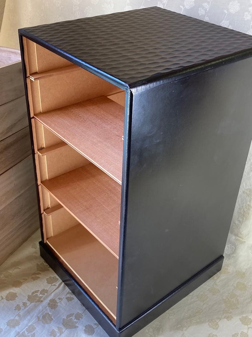 鎌倉彫り6段小箪笥　美品