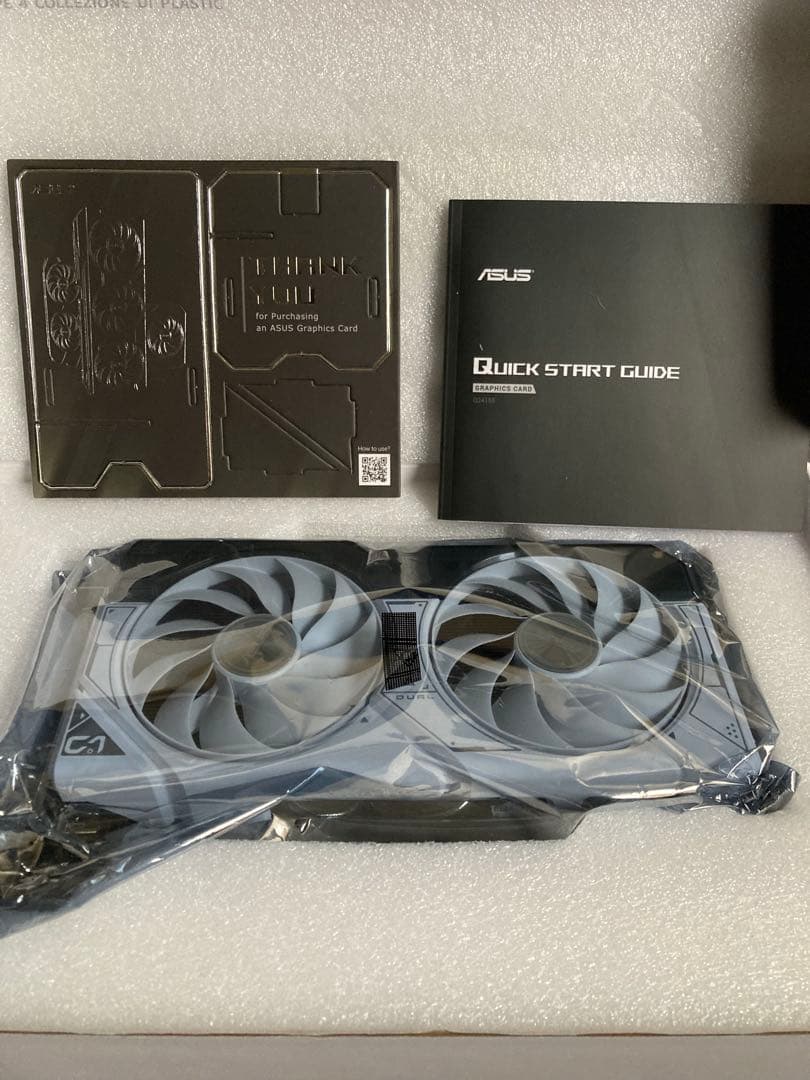 グラフィックボード・グラボ・ビデオカード ASUS DUAL-RTX4060-O8G-WHITE