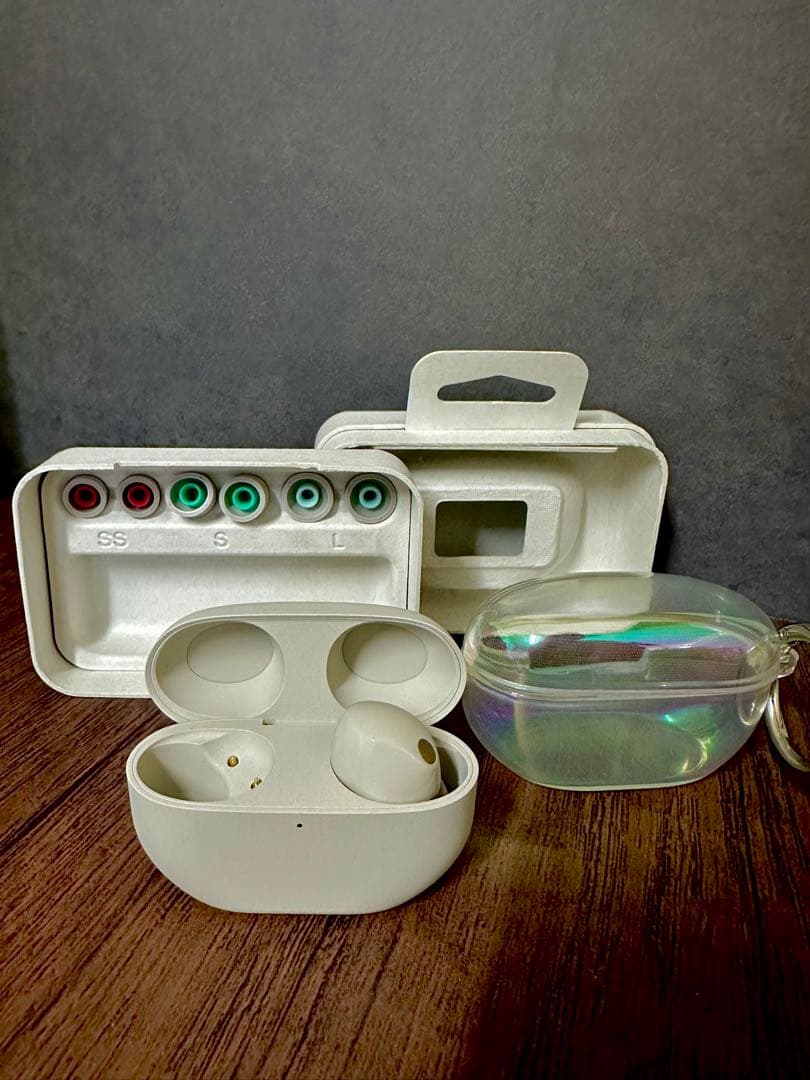 SONY WF-1000XM5 (イヤホン 片方、右側のみ)