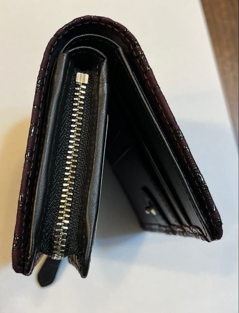 新品未使用　印傳屋　二つ折り財布