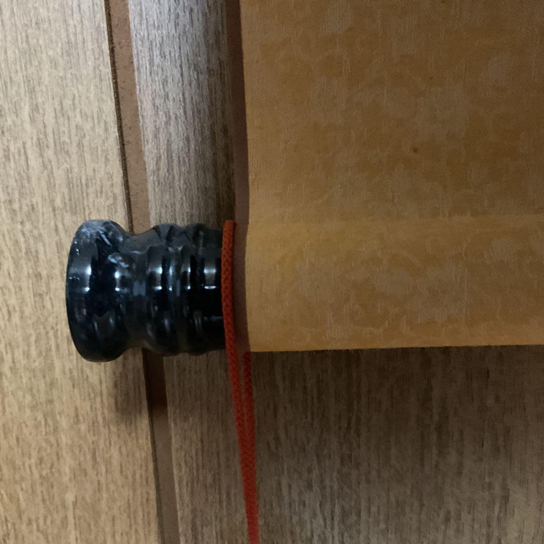 【 李 源 海 】 筆 絹本掛軸 彩色画 《 薔薇之図 》 軸先大理石