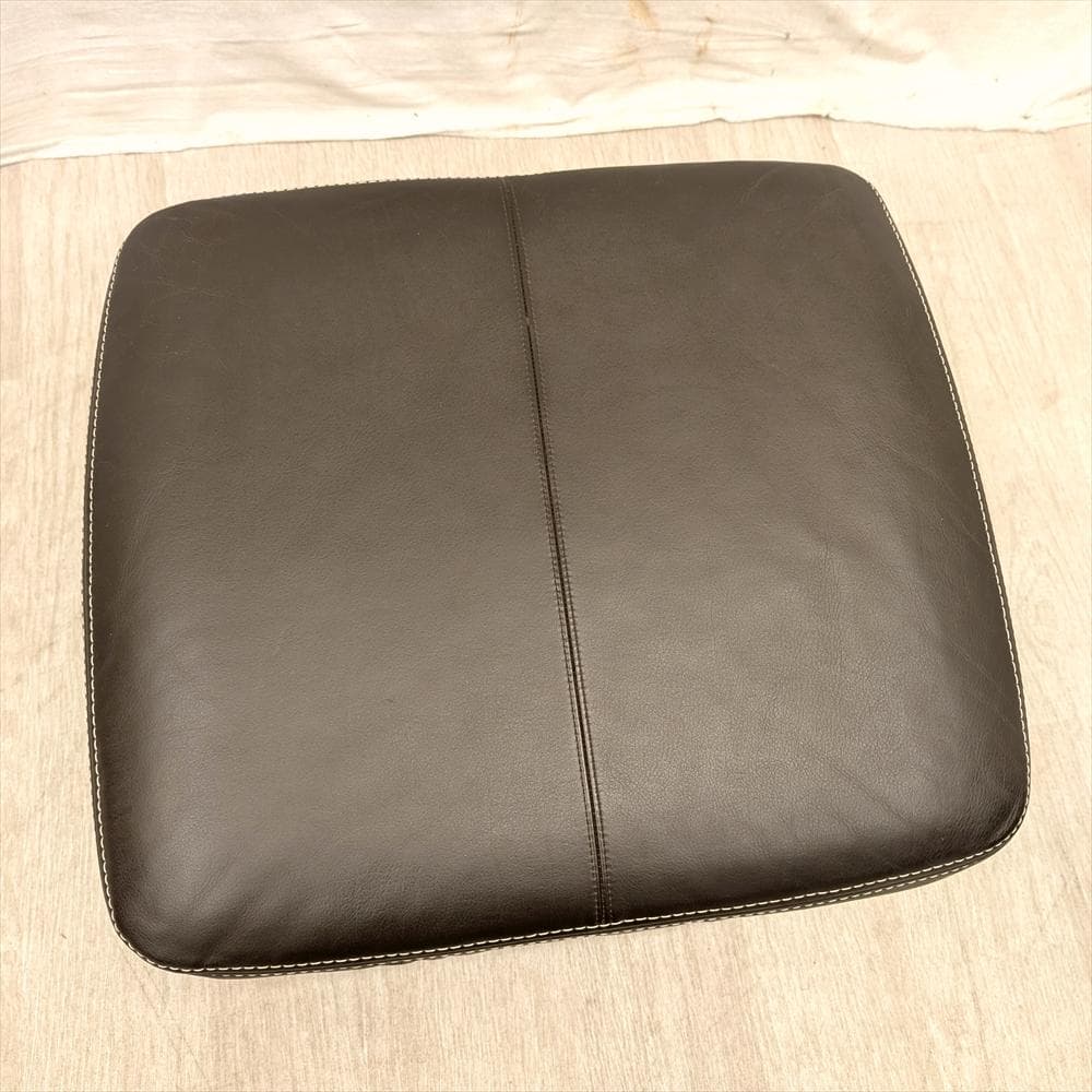 美品　カリモク　本革　オットマン　スツール　腰掛け　一人掛け　1P　足置き