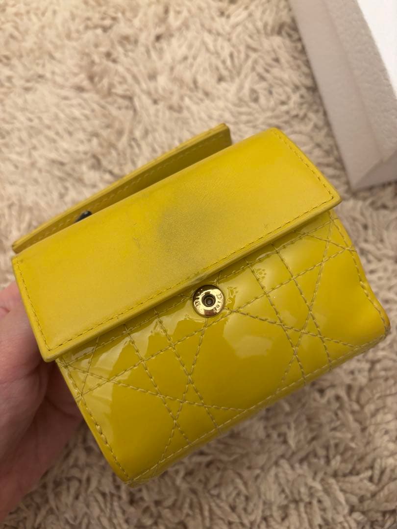 Dior ロータスウォレット　キルティング財布　三つ折り財布