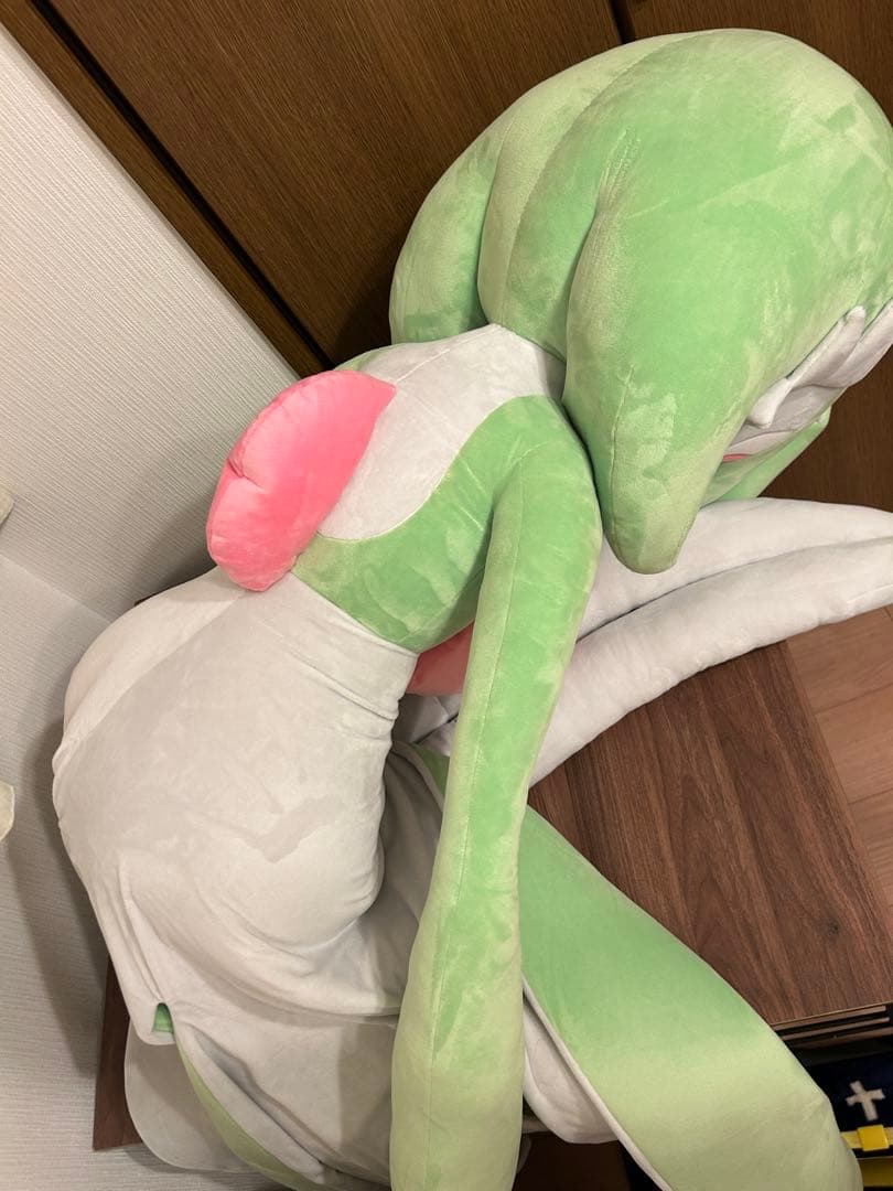 年内値下げ　サーナイト 等身大ぬいぐるみ ポケモンセンター限定