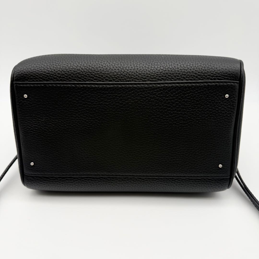 【未使用級】VASIC ヤンチェオンテンバール 2way ハンドバッグ 黒