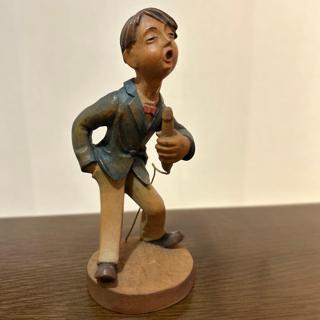 ANRI 木彫り人形