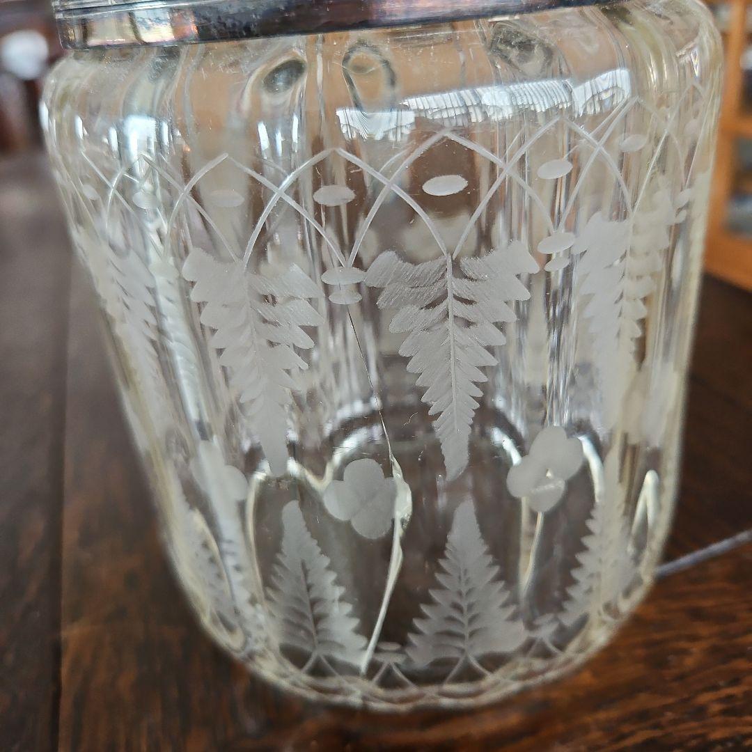 ワケ有り‥アンティークガラスビスケットジャー