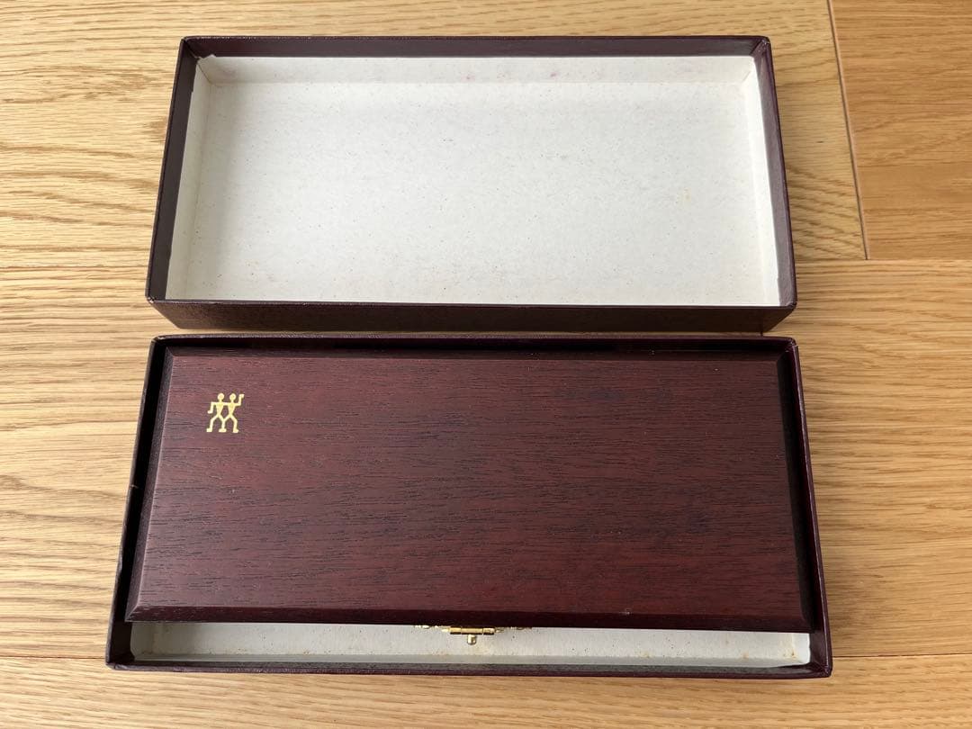 ZWILLINGS JA HENCKELS 250周年記年限定シザー