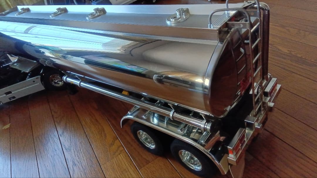 タミヤ1/14　ボルボFH12&タンクトレーラーフルオペMFC-03