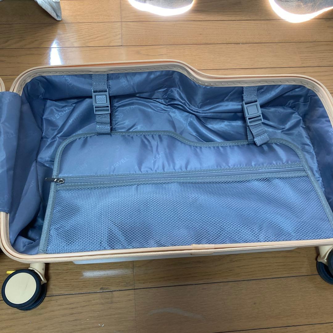 機内持ち込み可　ミニサイズ ベージュ　乗れるキャリーケース