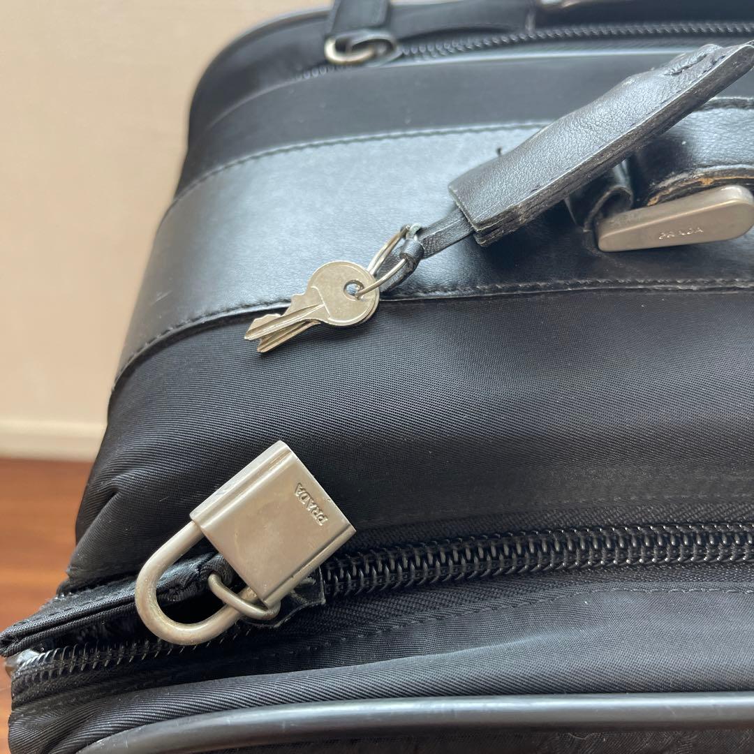 プラダ　スーツケース　キャリーケース