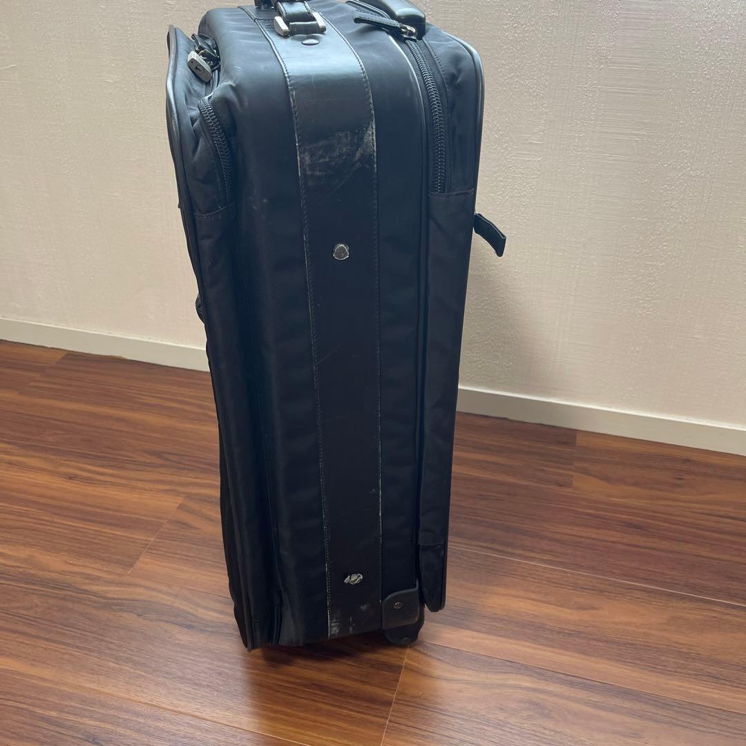 プラダ　スーツケース　キャリーケース