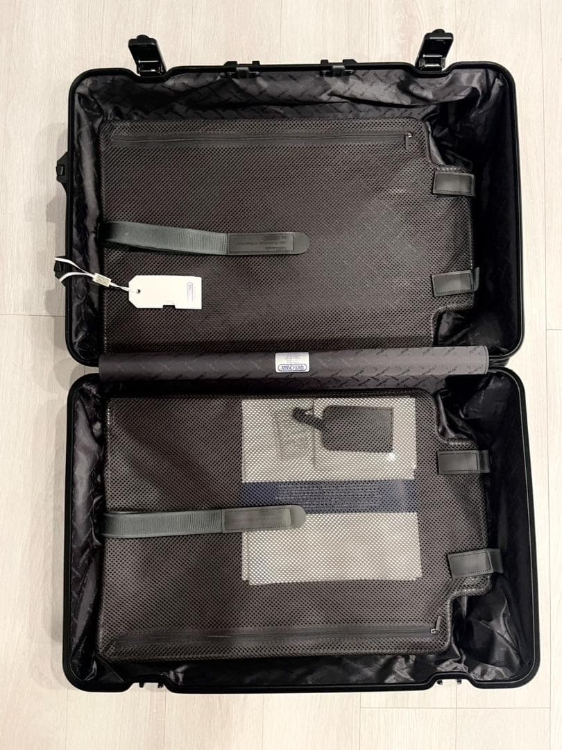 【新品未使用】RIMOWA リモワ ルフトハンザ限定 トパーズ ステルス 64L