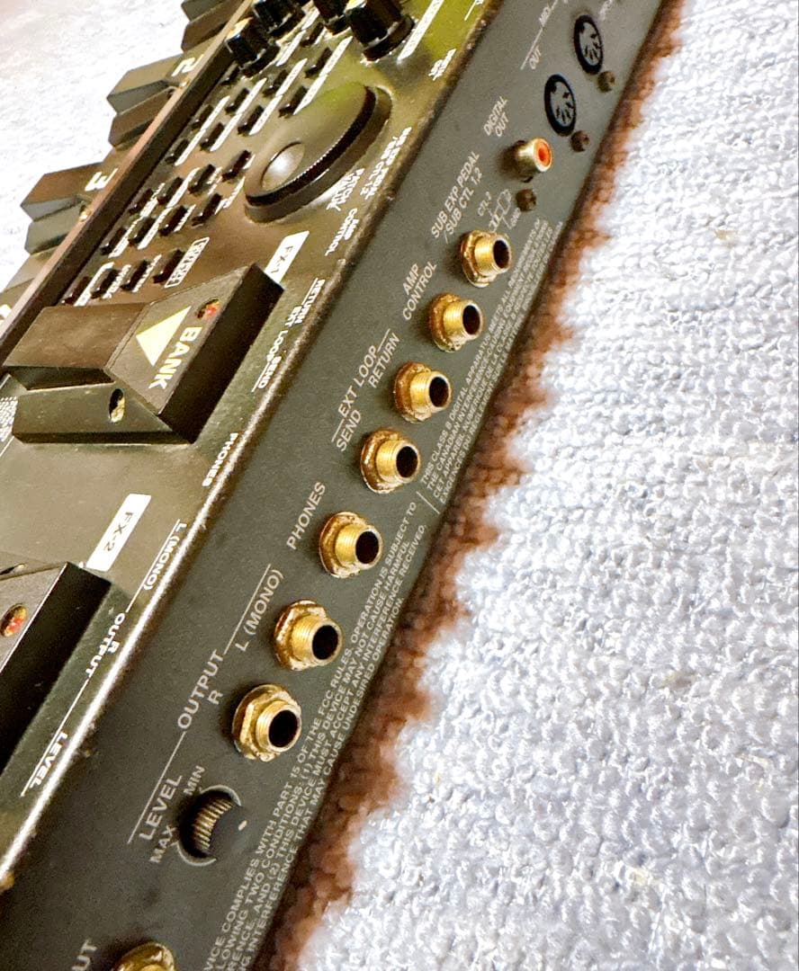 【最終値下げ！出品本日限り】BOSS GT-8 ギター マルチエフェクター