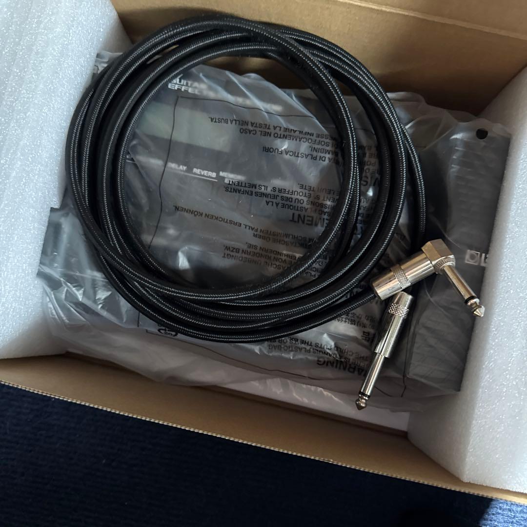 BOSS GT-1 ギターマルチエフェクター　電源ケーブル付き