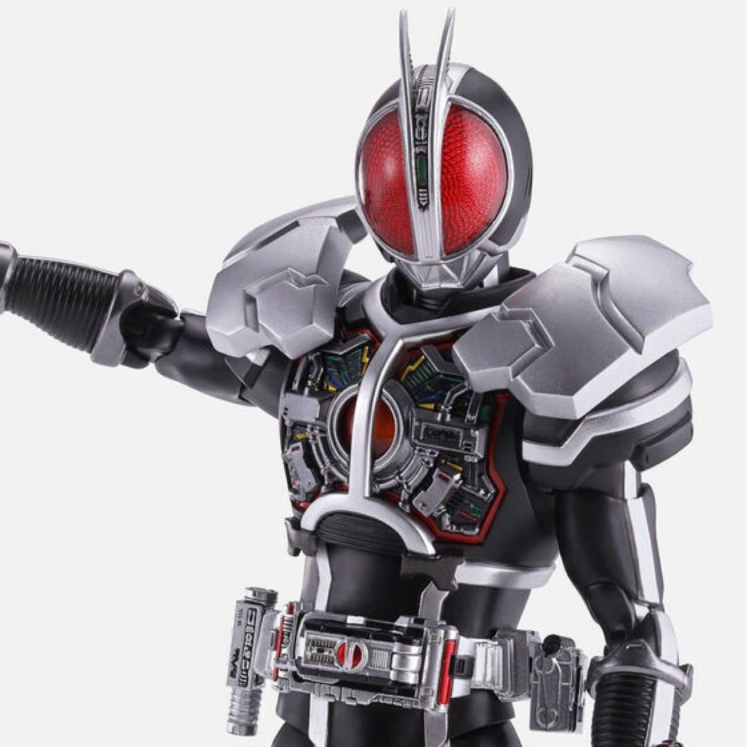 楽一番公式アカウント01　仮面ライダーファイズ アクセルフォーム