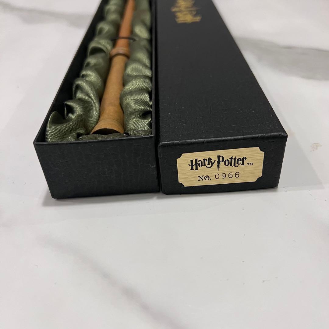 ハリーポッター　魔法の杖　WB ワーナー　シリアルナンバー入り