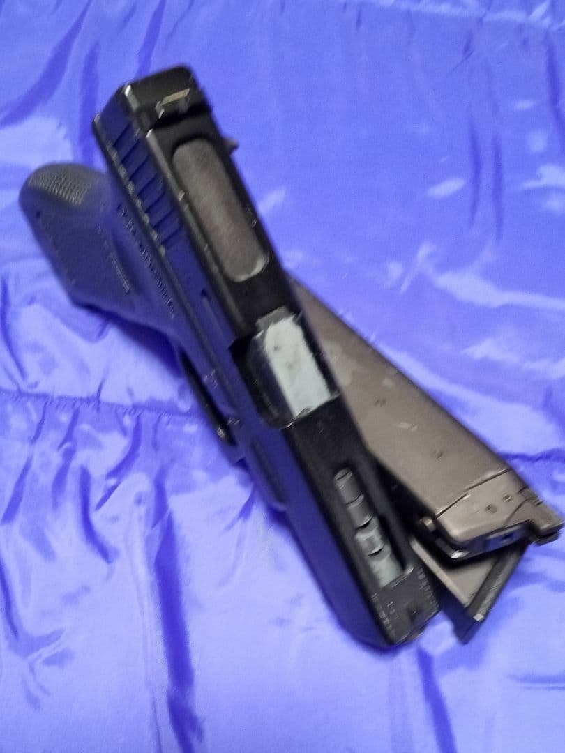 KSCグロック18C ロングマガジン付