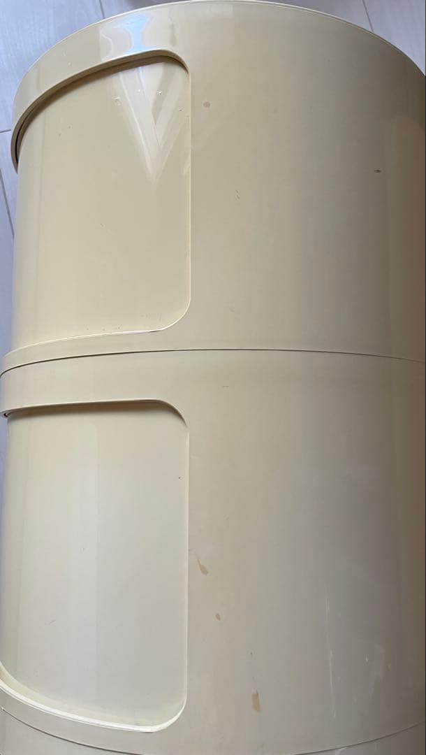 Kartell 3段収納キャビネット