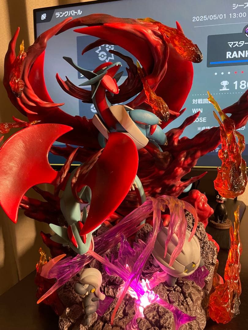 ボーマンダフィギュア