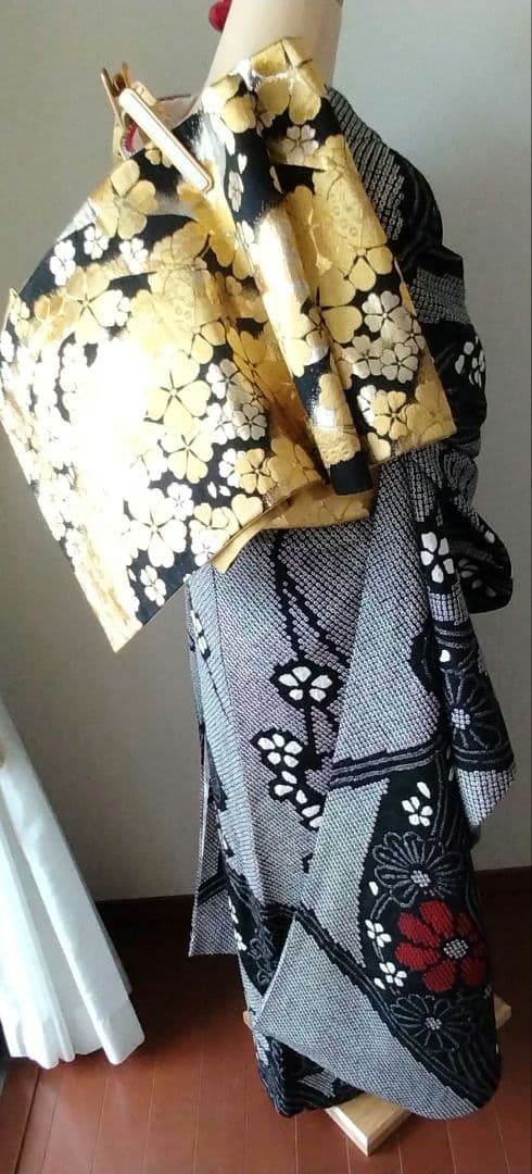 ☆199様　329.黒の総絞り　振袖7点セット　正絹　フルセット　成人式