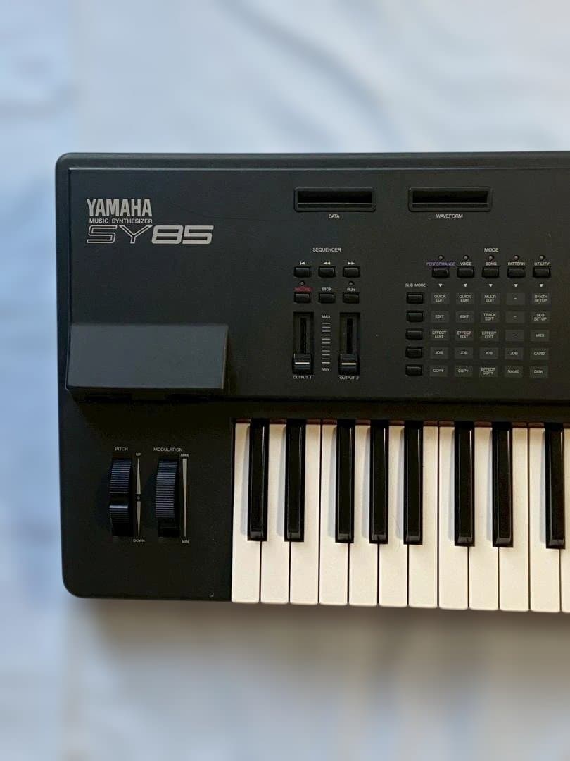 YAMAHA ヤマハ SY85 シンセサイザー 61鍵盤