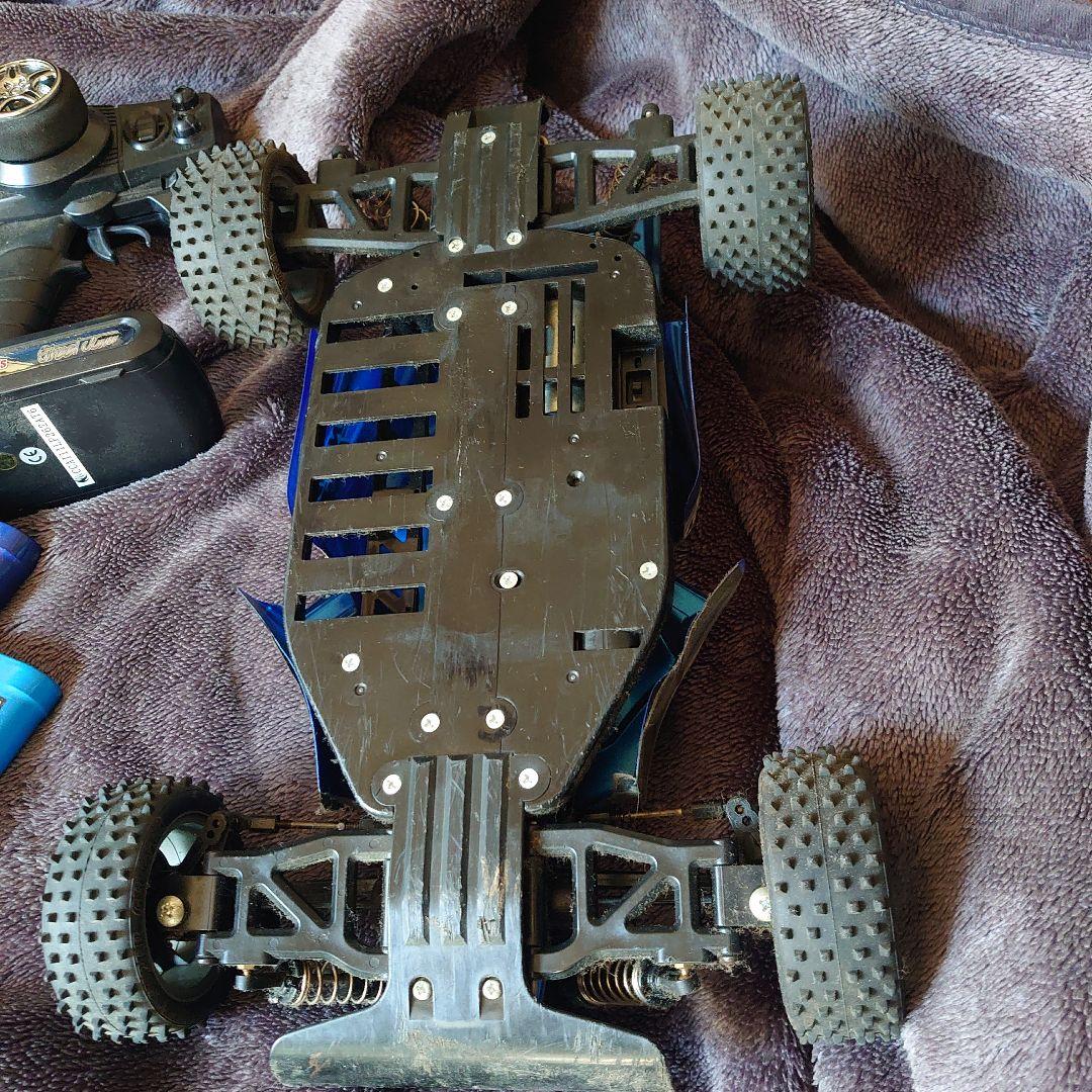 アバンテ ラジコンカー 2.4GHzリモコン付き