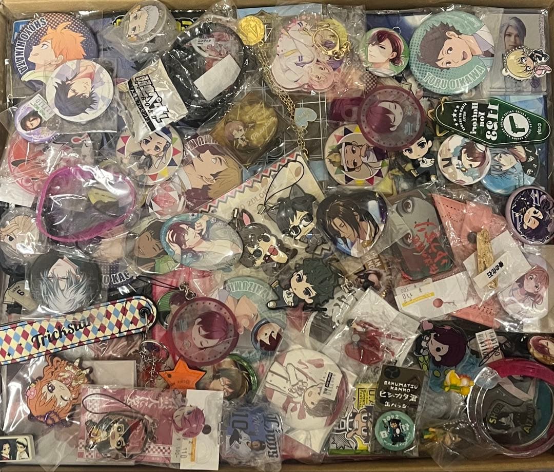 キャラクターグッズ アニメグッズ ノンジャンル まとめ売り 大量 缶バッジ 3