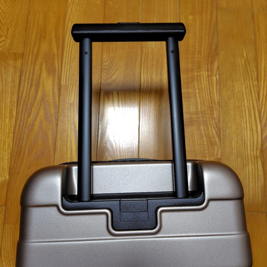 無印良品　ハードキャリーケース　ベージュ　20リットル