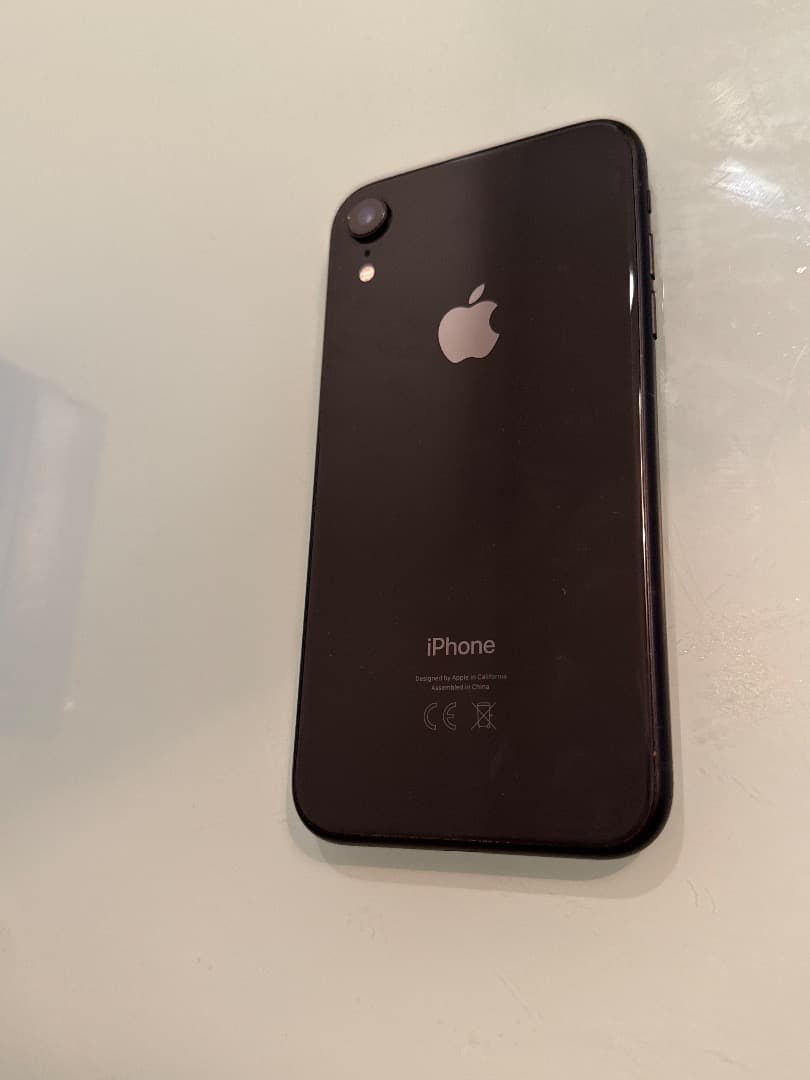 Apple iPhone XR ブラック 64gb 美品本体