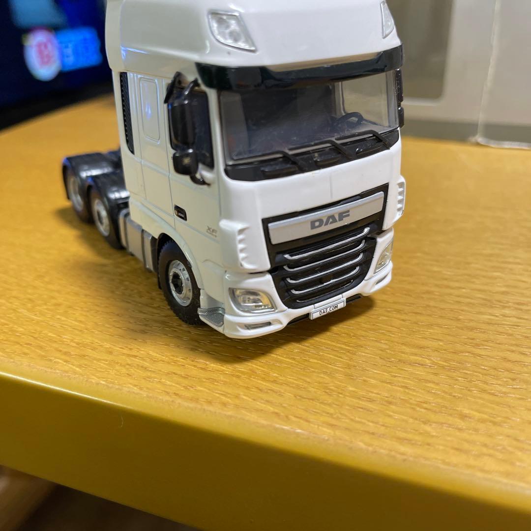 自動車 WSI Collectibles DAF XF 556 BZ 1:50