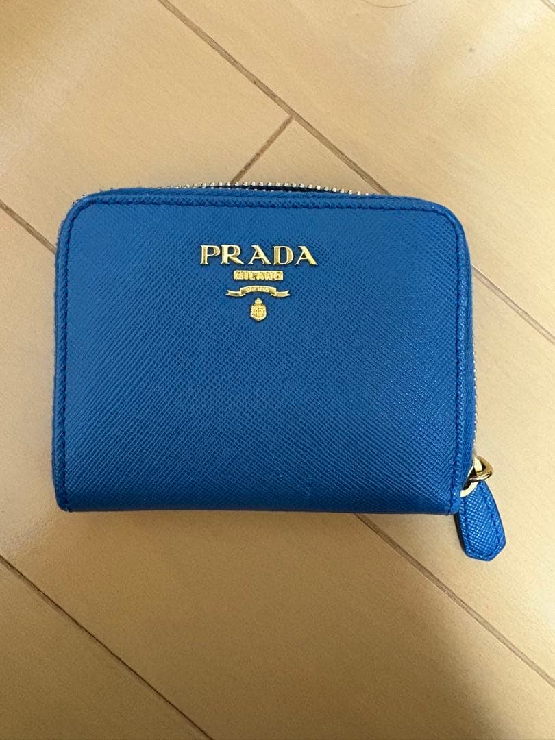 PRADA 財布　青色