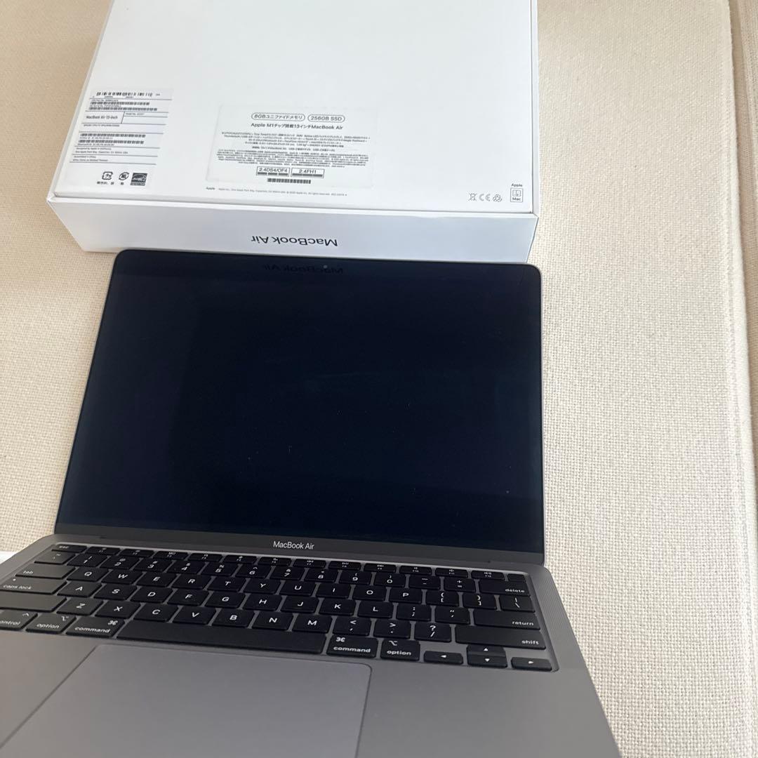 12.24まで MacBook Air スペースグレー 未使用 13インチ　M1