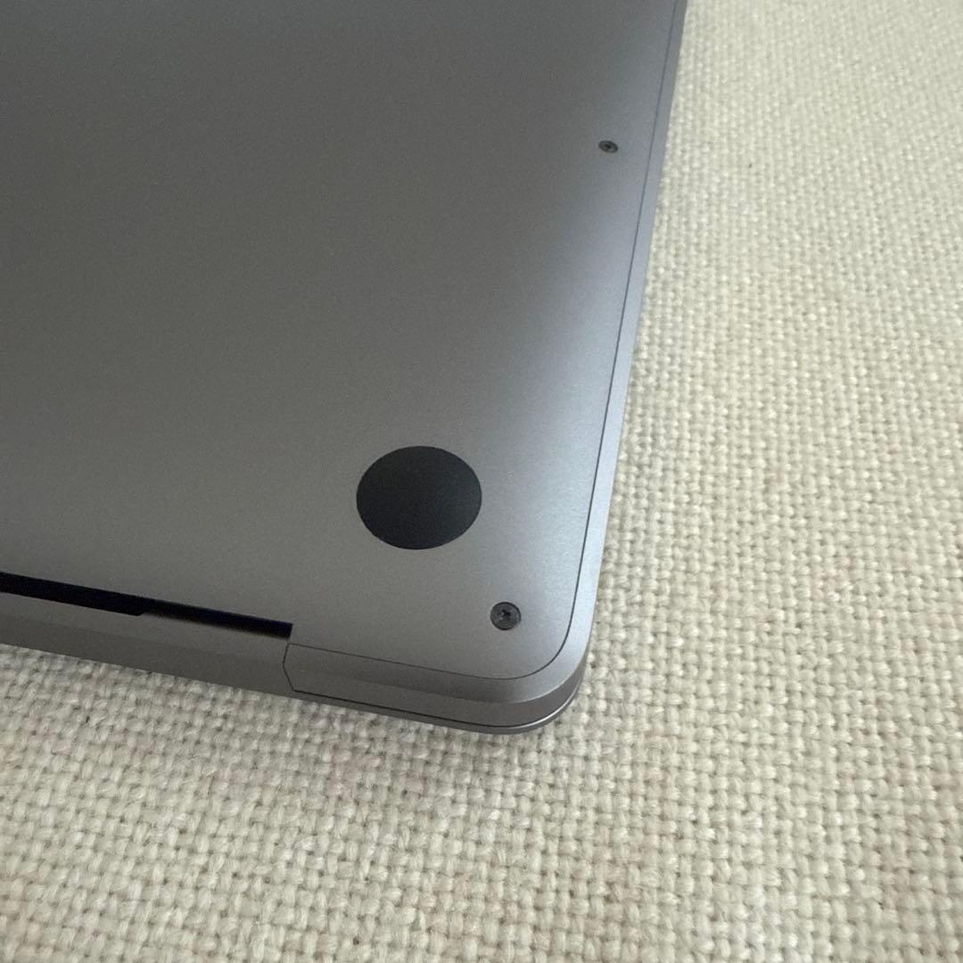 12.24まで MacBook Air スペースグレー 未使用 13インチ　M1