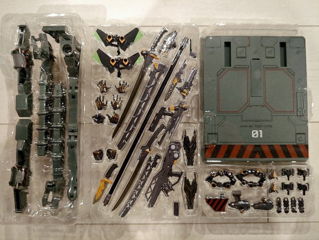 L BUILD エヴァンゲリオン初号機、弐号機