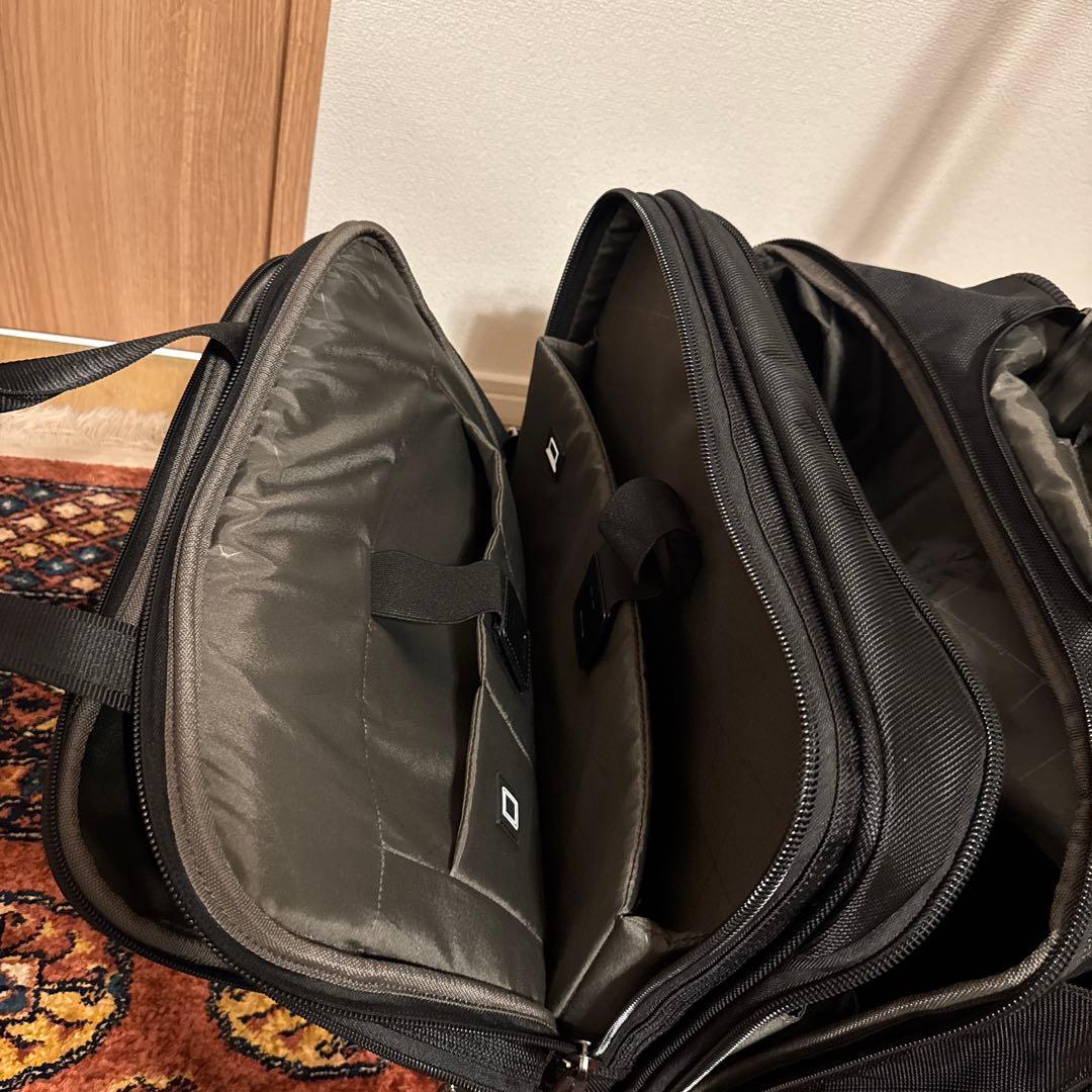 新品Travelpro FlightCrew5 Horizontal