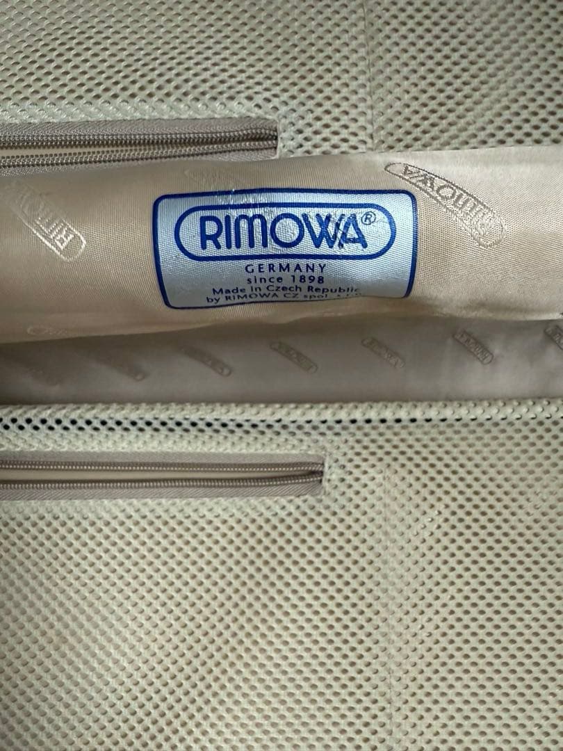 RIMOWAキャリーケース