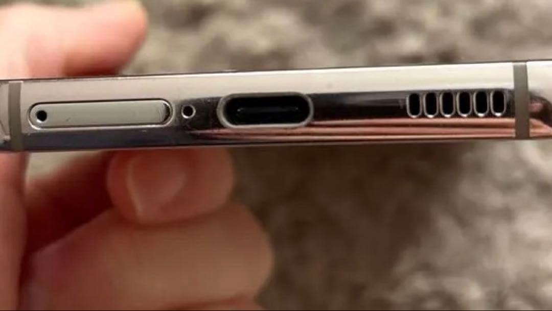 携帯電話本体 GALAXY S22