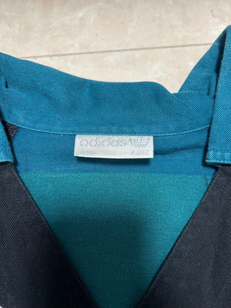 リヴァプール コットンプルオーバー adidas エンブレムなし アディダス