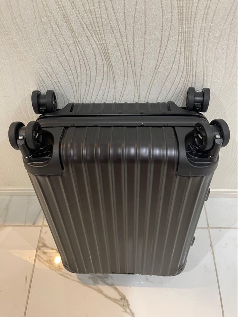 RIMOWA リモワ トパーズ ステルス 32L 機内持ち込　可能 使用1回