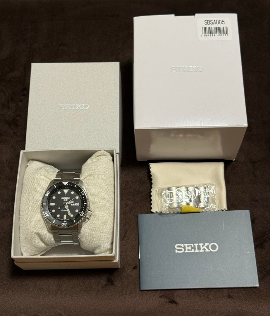 Seiko 5 SBSA005 機械式　自動巻き