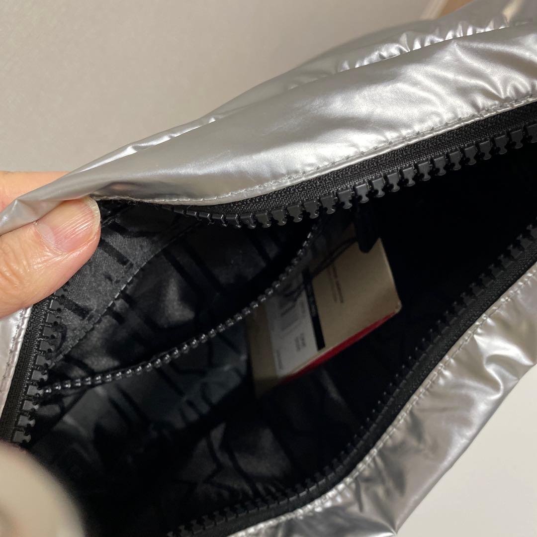 お値下げーHUNTER シルバーショルダーバッグ