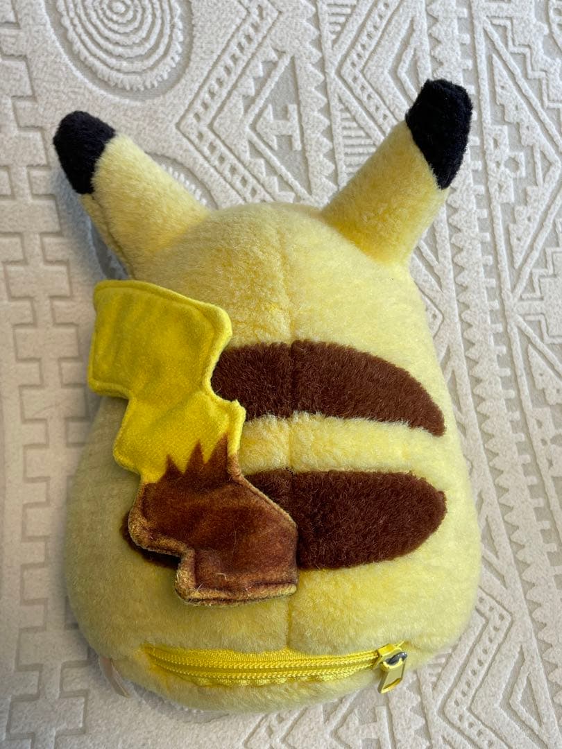 TOMY ピカチュウ 初代 ぬいぐるみ