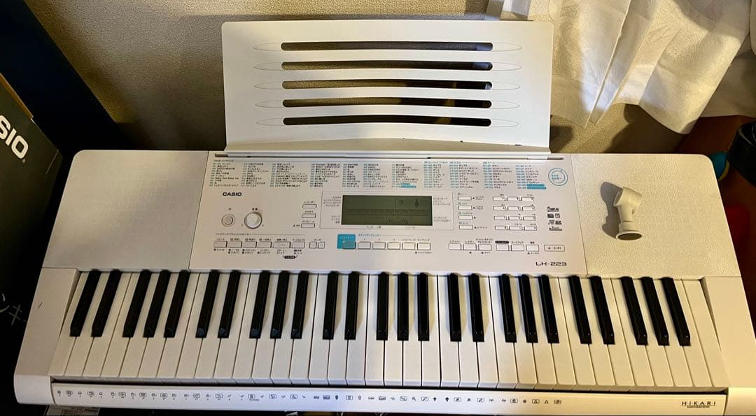 CASIO LK-223電子キーボード　専用スタンド付