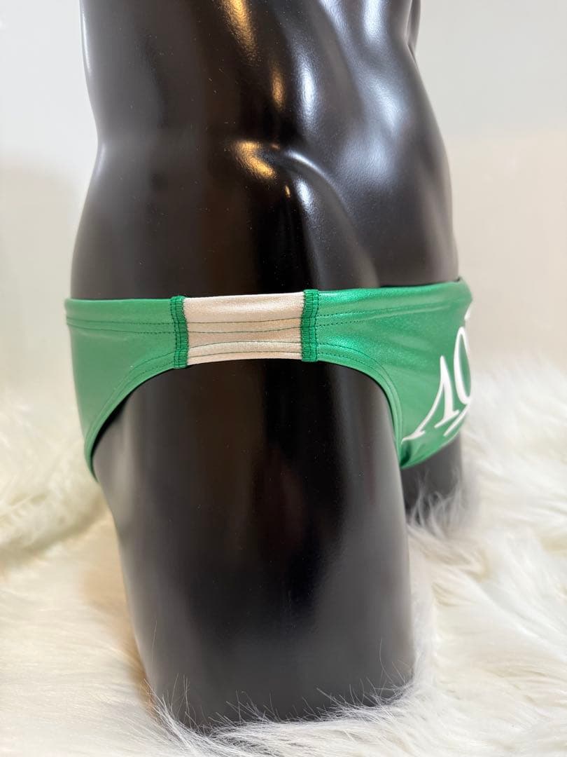 AQUX【新品未使用】完売品✨3L Groovy Guy✨