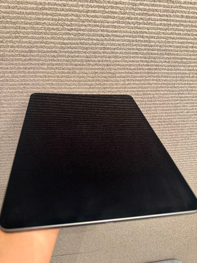 【ほぼ未使用品✨】iPad Pro 12.9インチ 充電3回バッテリ105%