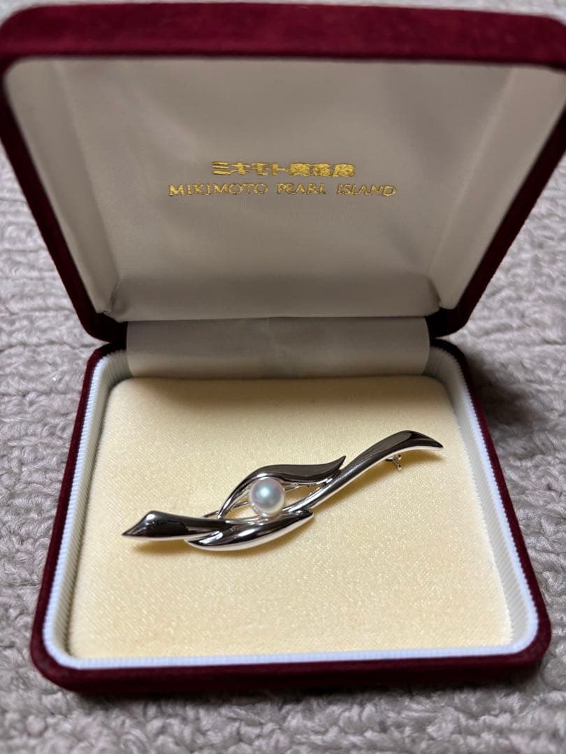 ゆ*ー様 ミキモト真珠島　本真珠silverブローチ　箱付き MIKIMOTO